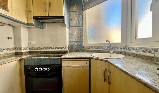 Resale - Apartment -
Torrevieja - Centro
