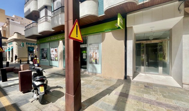 Resale - Apartment -
Torrevieja - Centro