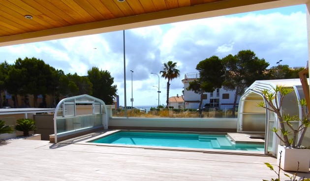 Resale - Villa -
Orihuela Costa - Costa Blanca
