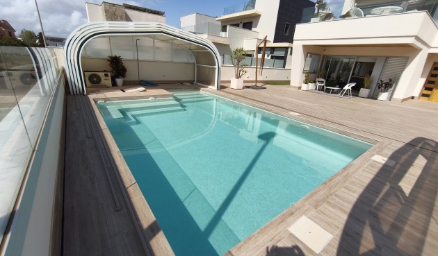 Resale - Villa -
Orihuela Costa - Costa Blanca
