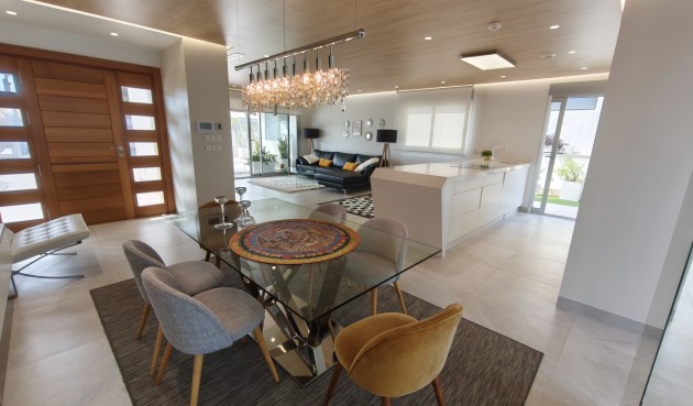 Resale - Villa -
Orihuela Costa - Costa Blanca