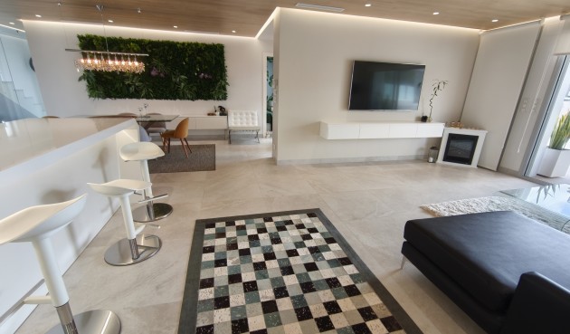 Resale - Villa -
Orihuela Costa - Costa Blanca