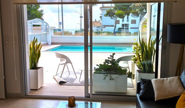 Resale - Villa -
Orihuela Costa - Costa Blanca