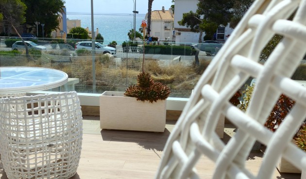 Resale - Villa -
Orihuela Costa - Costa Blanca