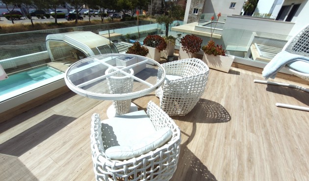 Resale - Villa -
Orihuela Costa - Costa Blanca