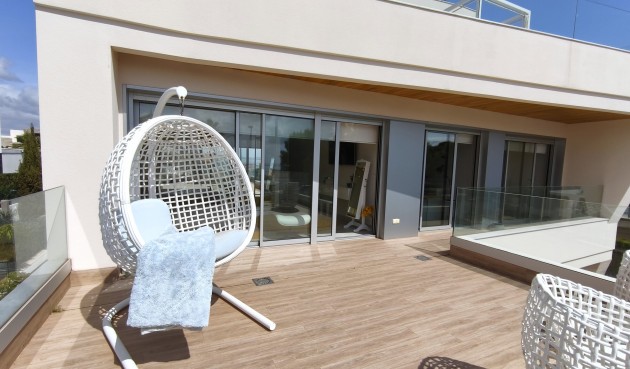 Resale - Villa -
Orihuela Costa - Costa Blanca