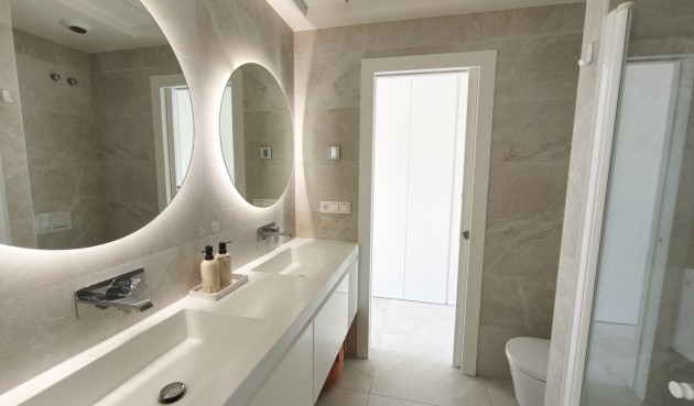 Resale - Villa -
Orihuela Costa - Costa Blanca
