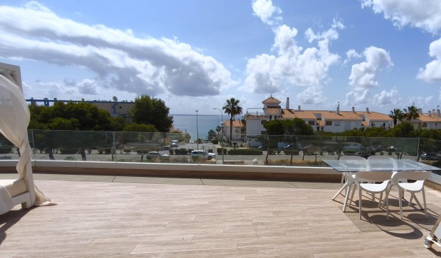 Resale - Villa -
Orihuela Costa - Costa Blanca