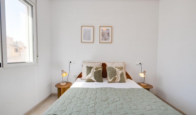 Resale - Penthouse -
Torrevieja - Centro