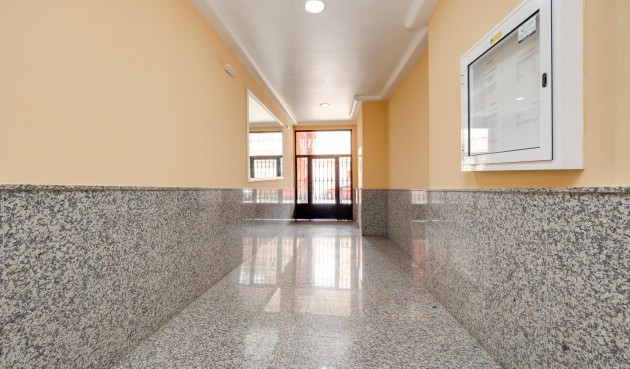 Resale - Penthouse -
Torrevieja - Centro