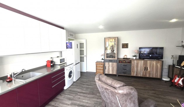 Resale - Apartment -
Torrevieja - Playa del Cura