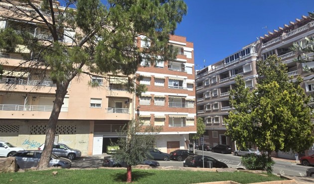 Resale - Apartment -
Torrevieja - Playa del Cura
