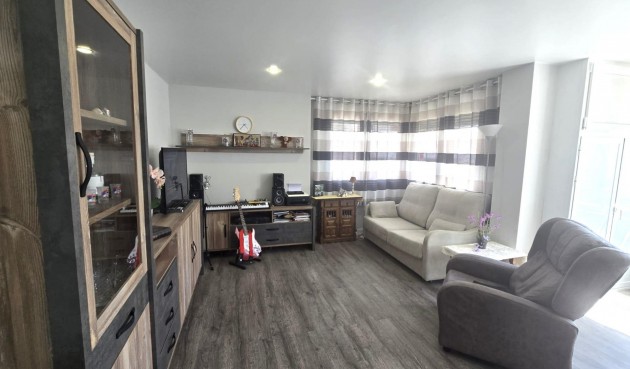 Resale - Apartment -
Torrevieja - Playa del Cura
