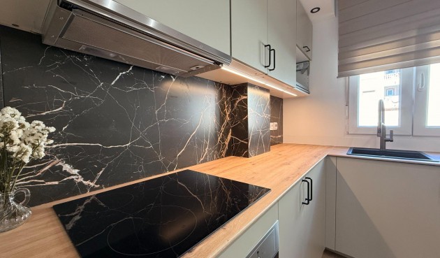 Resale - Apartment -
Torrevieja - Curva Del Palangre