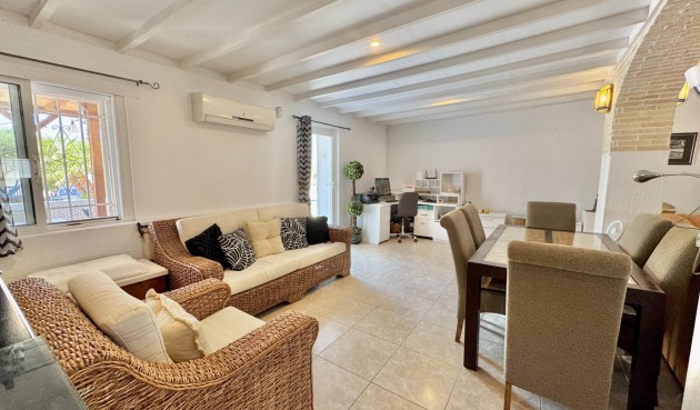 Resale - Villa -
Dolores - Comunidad Valenciana