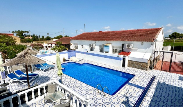 Resale - Villa -
Dolores - Comunidad Valenciana