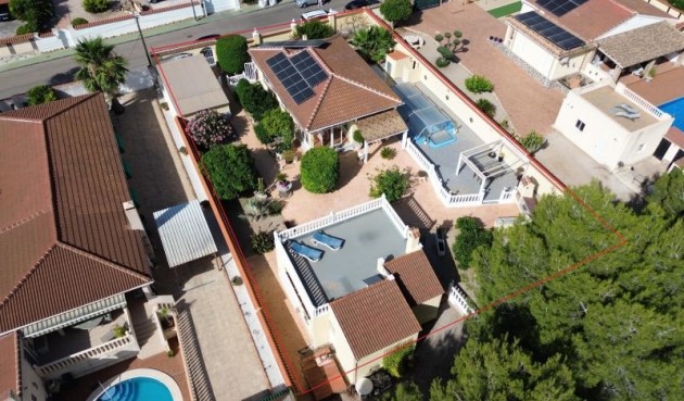 Resale - Villa -
Pinar de Campoverde - Inland