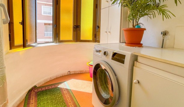 Resale - Apartment -
Torrevieja - Costa Blanca