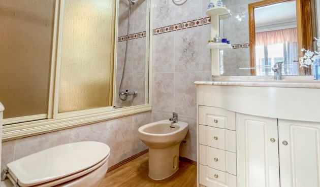 Resale - Apartment -
Torrevieja - Costa Blanca