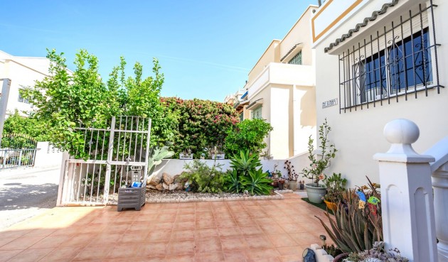Resale - Semi Detached -
Los Altos - Res Valle de los pinos