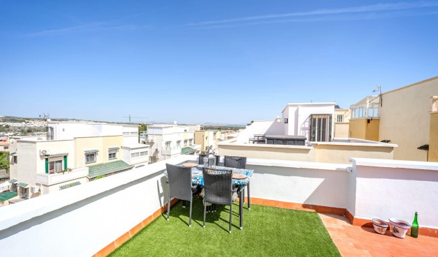 Resale - Semi Detached -
Los Altos - Res Valle de los pinos