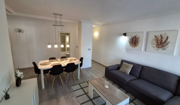 Resale - Apartment -
Torrevieja - Costa Blanca