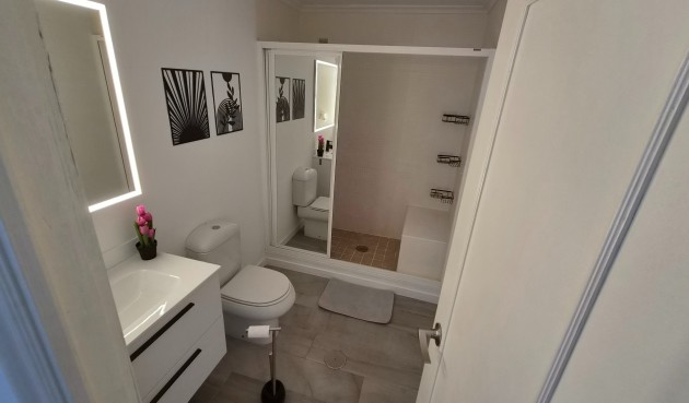 Resale - Apartment -
Torrevieja - Costa Blanca
