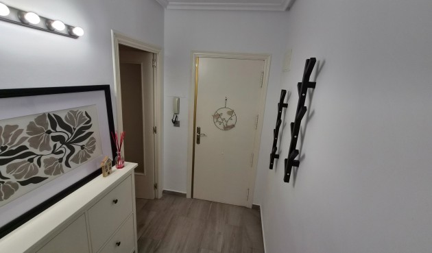 Resale - Apartment -
Torrevieja - Costa Blanca