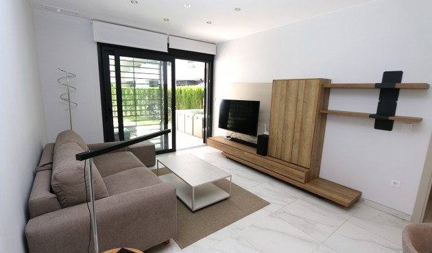 Resale - Apartment -
Playa Flamenca - Costa Blanca