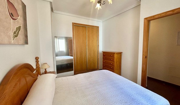 Resale - Apartment -
Torrevieja - Centro