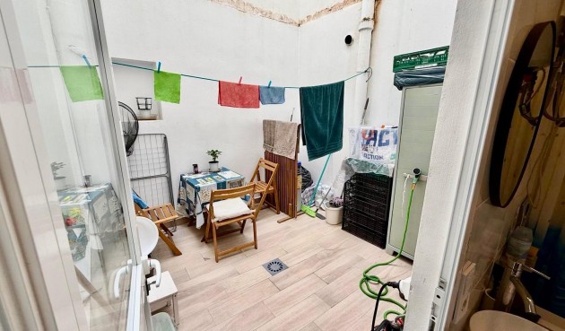 Resale - Apartment -
Torrevieja - Estacion De Autobuses