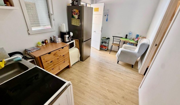 Resale - Apartment -
Torrevieja - Estacion De Autobuses