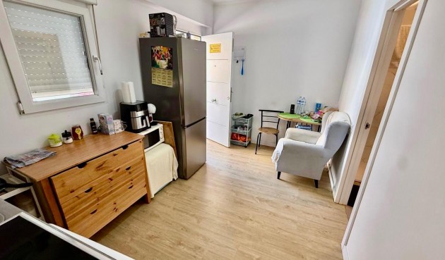Resale - Apartment -
Torrevieja - Estacion De Autobuses