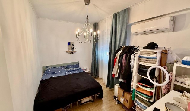 Resale - Apartment -
Torrevieja - Estacion De Autobuses