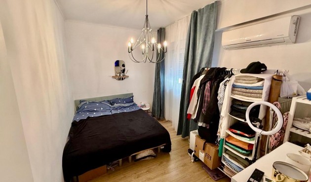 Resale - Apartment -
Torrevieja - Estacion De Autobuses