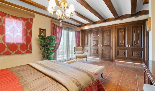 Resale - Villa -
Molins - Inland
