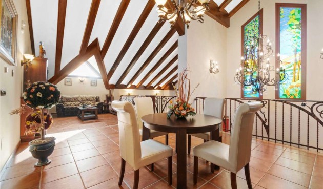 Resale - Villa -
Molins - Inland
