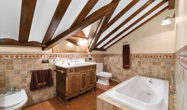 Resale - Villa -
Molins - Inland