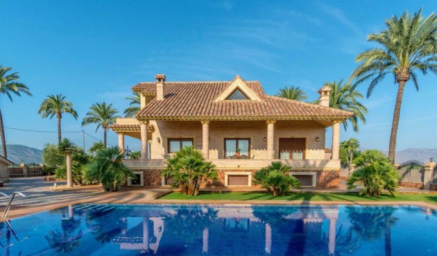 Resale - Villa -
Molins - Inland