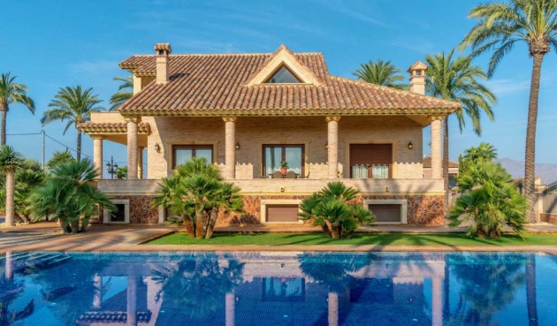 Resale - Villa -
Molins - Inland
