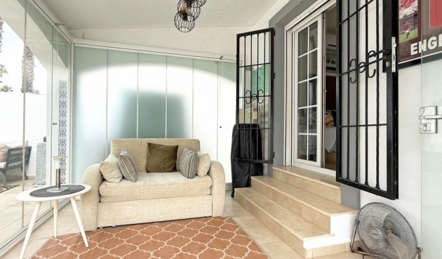 Resale - Villa -
Orihuela Costa - Costa Blanca