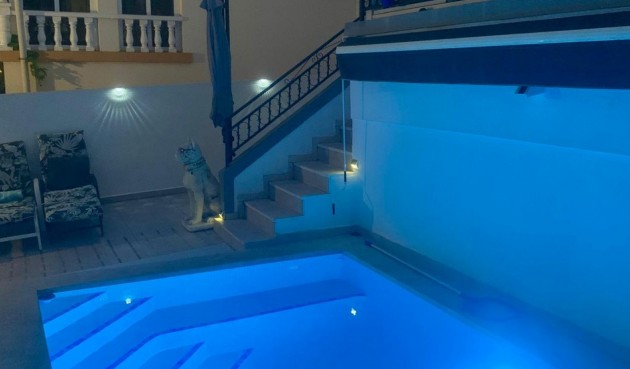 Resale - Villa -
Orihuela Costa - Costa Blanca