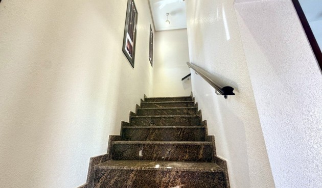 Resale - Villa -
Orihuela Costa - Costa Blanca