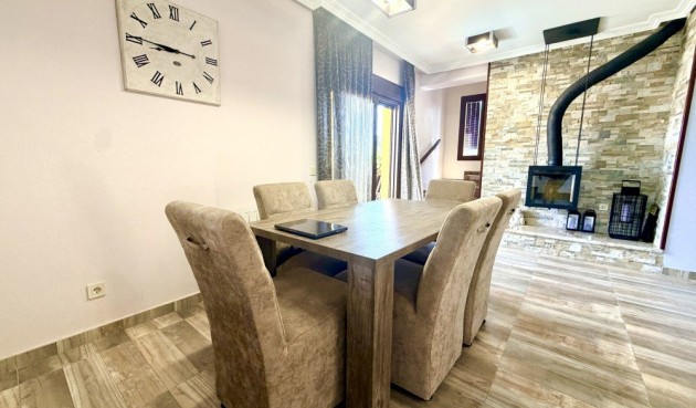 Resale - Villa -
Orihuela Costa - Costa Blanca
