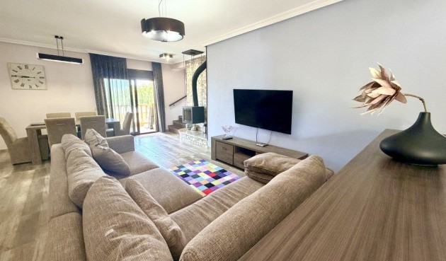 Resale - Villa -
Orihuela Costa - Costa Blanca