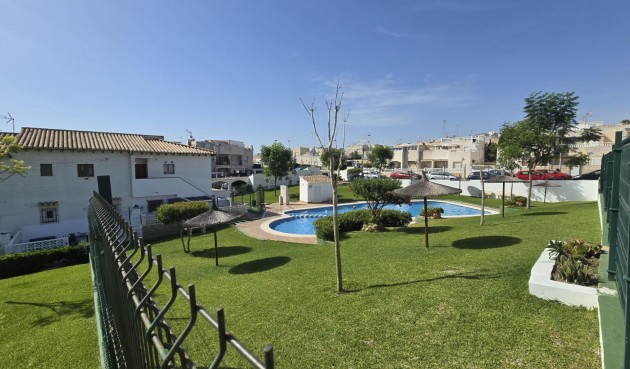 Resale - Bungalow -
Torrevieja - Los Balcones