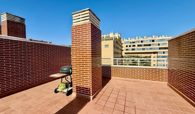 Resale - Penthouse -
Villajoyosa - Cala Villajoyosa