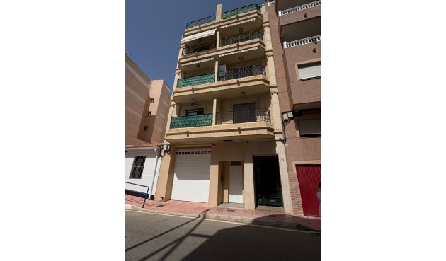 Resale - Apartment -
Torrevieja - La Mata