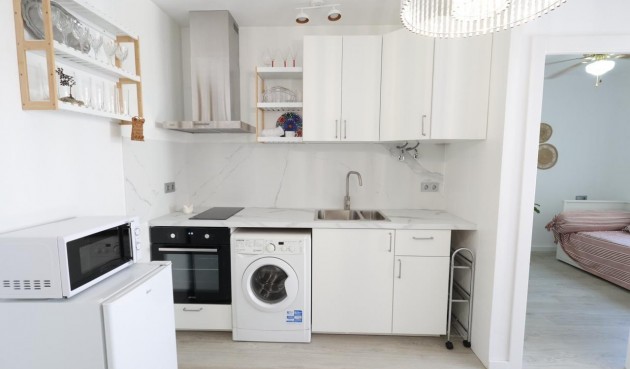 Resale - Bungalow -
Torrevieja - Costa Blanca