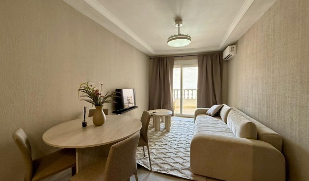 Resale - Apartment -
Torrevieja - Playa del Cura